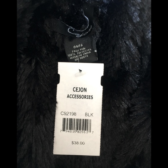 NWT Faux Fur Infinity Scarf / Neck Warmer. - Picture 3 of 3